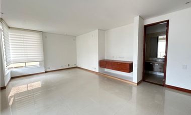 SE ARRIENDA CASA EN CONJUNTO CERRADO LA CASTELLANA