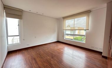 SE ARRIENDA CASA EN CONJUNTO CERRADO LA CASTELLANA