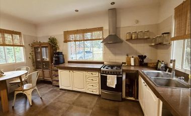 ALQUILER (SIN MUEBLES) - Casa en Sausalito / Pilar