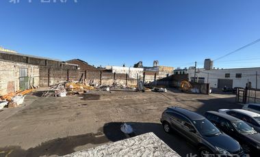 Alquiler Galpón 2200 m2 en Gerli-Lanús