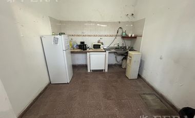 Alquiler Galpón 2200 m2 en Gerli-Lanús