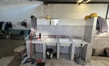 Alquiler Galpón 2200 m2 en Gerli-Lanús