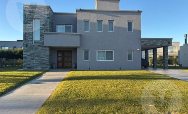 Casa en Alquiler  - Barrio Principado de San Vicente