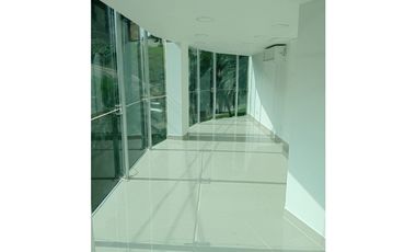 OFICINA EN ARRIENDO SECTOR LOS BALSOS - POBLADO