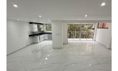 Casa en Arriendo en Sabaneta, Sector Aves Maria