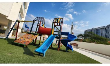 Apartamento con permiso turístico con vista al mar y a la sierra-005R