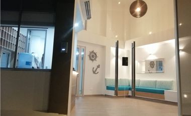 Apartamento con permiso turístico con vista al mar y a la sierra-005R