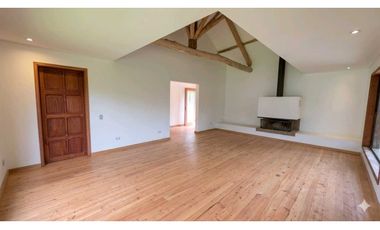 ARRIENDO CASA TIPO CABAÑA EN SOTILEZA (IC)