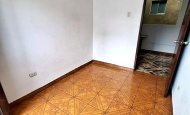 Alquiler de habitación con balcón en San Luis