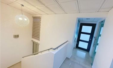 Venta de Plaza Comercial en Santa Elena