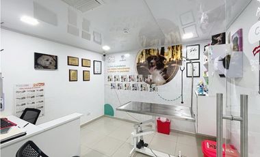 Venta de Plaza Comercial en Santa Elena