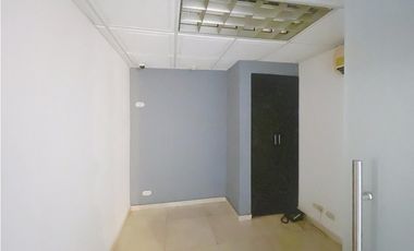 Venta de Plaza Comercial en Santa Elena