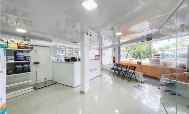 Venta de Plaza Comercial en Santa Elena