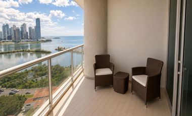 ALQUILER DE APARTAMENTO AMUEBLADO EN YACHT CLUB