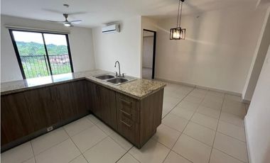 Venta  de Apto en EMBASSY VILLAGE ALBROOK