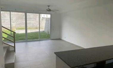 ALQUILO CASA EN ARRAIJAN PH LAS VILLAS