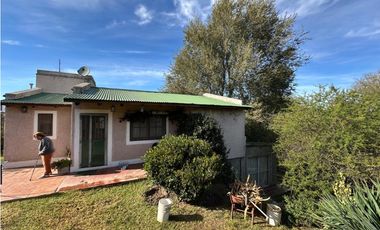 Venta de Bellisimo Complejo de 3 casas + Depto en Icho Cruz