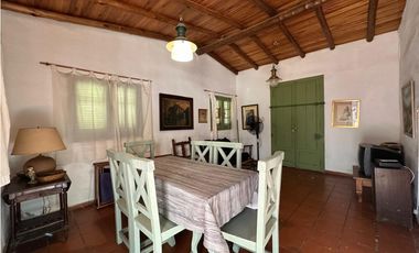 Venta de Bellisimo Complejo de 3 casas + Depto en Icho Cruz