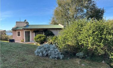 Venta de Bellisimo Complejo de 3 casas + Depto en Icho Cruz