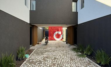 Departamento de 2 dormitorios en alquiler c/ cochera en Villa Elisa