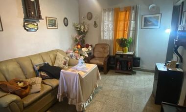 Casa en alquiler en Lanus Este