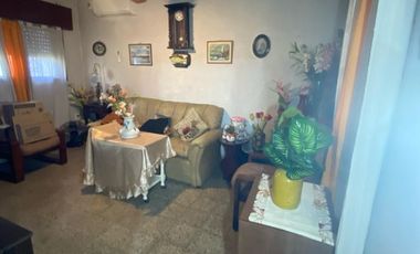 Casa en alquiler en Lanus Este