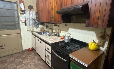 Casa en alquiler en Lanus Este