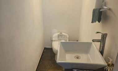 Casa en venta en La Aurora