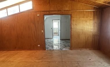 Casa en Arriendo en AV REPUBLICA 1051