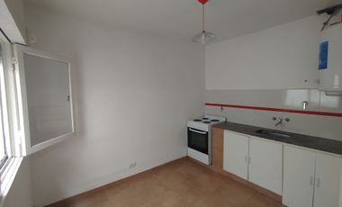 ALQUILER PH 2 AMB PLANTA BAJA OLIVOS