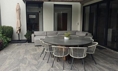 IB Casa en Venta en Rancho San Juan