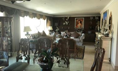 Casa en venta en Bosques de las Lomas, Cuajimalpa de Morelos, Ciudad de México