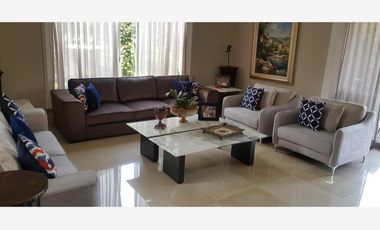 Casa en venta en Bosques de las Lomas, Cuajimalpa de Morelos, Ciudad de México