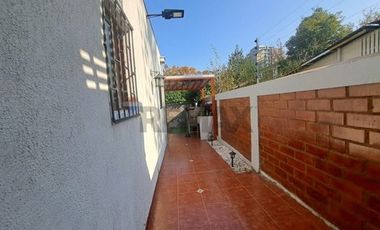 En condominio,  totalmente remodelada