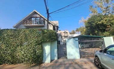 En condominio,  totalmente remodelada