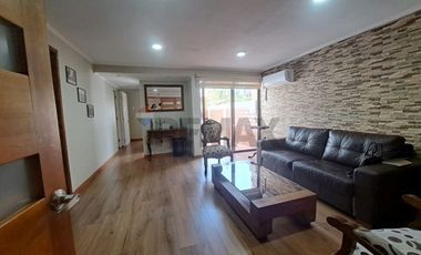 En condominio,  totalmente remodelada