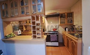 En condominio,  totalmente remodelada