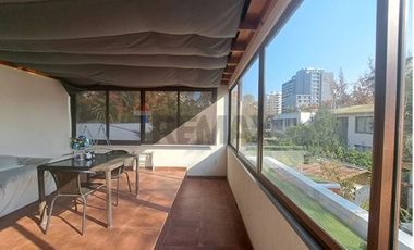 En condominio,  totalmente remodelada