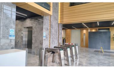 Oficina Premium 3 Privados + 2 Estac.