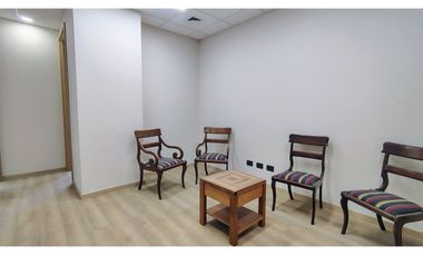 Oficina Premium 3 Privados + 2 Estac.