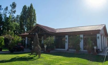 Venta de Centro de Eventos Consolidado, en Rengo.