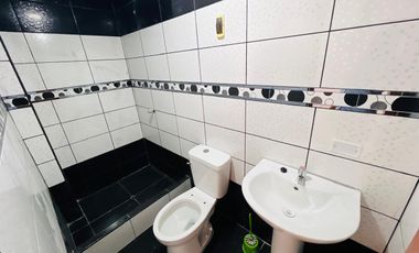 CASA REMODELADA EN VENTA – SANTA MARÍA S.J.L