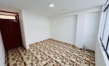 CASA REMODELADA EN VENTA – SANTA MARÍA S.J.L