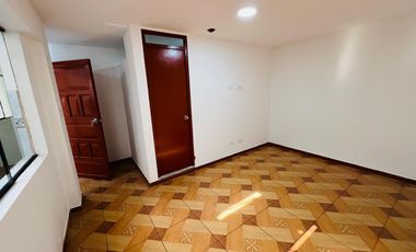 CASA REMODELADA EN VENTA – SANTA MARÍA S.J.L