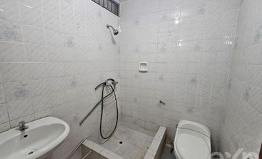 VENTA CASA 4 PISOS A.C. 292.71m2 URB. HONOR Y LEALTAD SURCO