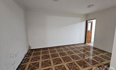 VENTA CASA 4 PISOS A.C. 292.71m2 URB. HONOR Y LEALTAD SURCO