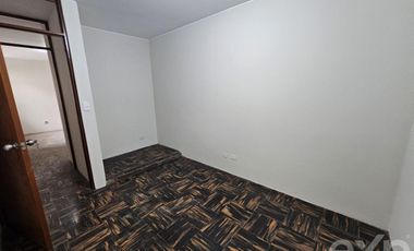 VENTA CASA 4 PISOS A.C. 292.71m2 URB. HONOR Y LEALTAD SURCO