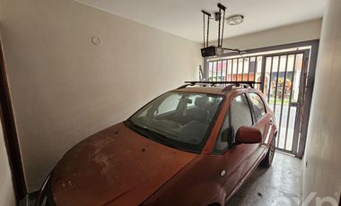 VENTA CASA 4 PISOS A.C. 292.71m2 URB. HONOR Y LEALTAD SURCO
