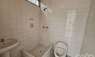 VENTA CASA 4 PISOS A.C. 292.71m2 URB. HONOR Y LEALTAD SURCO