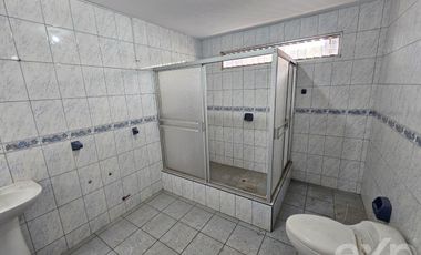 VENTA CASA 4 PISOS A.C. 292.71m2 URB. HONOR Y LEALTAD SURCO